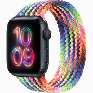 Apple Watch SE 3 GPS 44mm Midnight Aluminium Case with Midnight Sport Band - M/L
