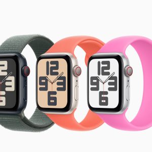 Apple Watch SE 3 (GPS + Cellular) - 44 mm - midnight aluminium - smart watch with sport band - fluoroelastomer - midnight - band size: M/L - 64 GB - LTE, Wi-Fi 4, Bluetooth - 5G - 33 g